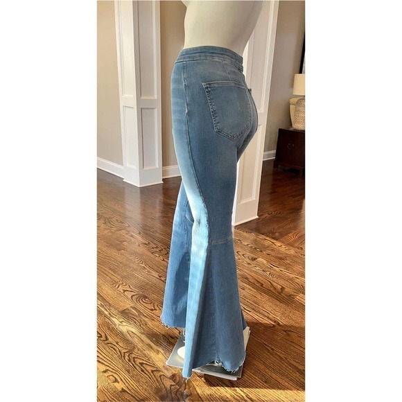 Free People Flare Leg Jeans Size:29R - Picture 4 of 11